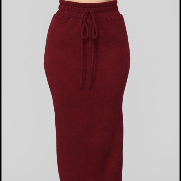 A Beautiful Night Skirt Set - Burgundy - Picture 6 of 8